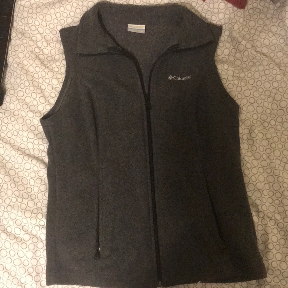 Columbia vest